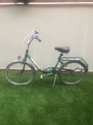 Bicicleta BH clásica verde