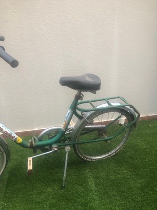 Bicicleta BH clásica verde
