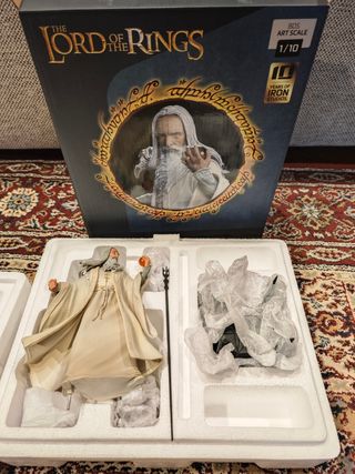 Statua Saruman Iron Studios 1/10
