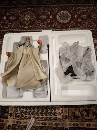 Statua Saruman Iron Studios 1/10