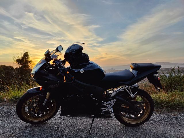 Yamaha R6