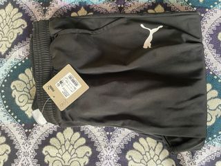 Pantalón chándal Puma negro
