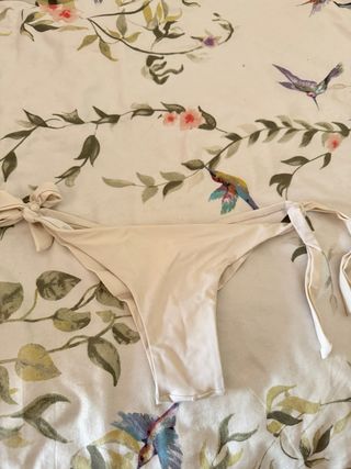 Bikini Brasileño Beige