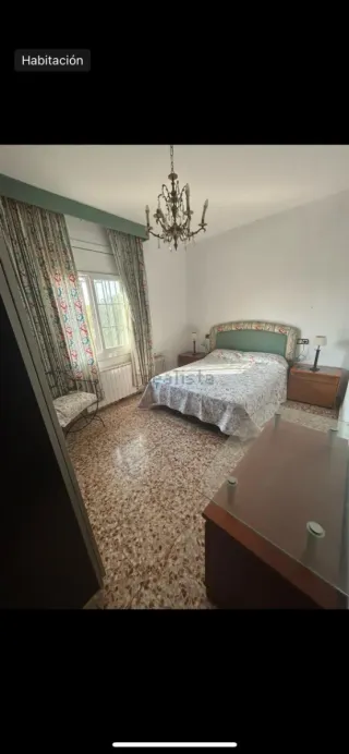 Alquiler habitación cama doble acogedora