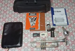Trompeta Yamaha + accesorios