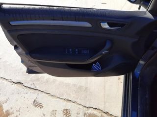 Renault 259158269r sistema audio radio cd 8572600