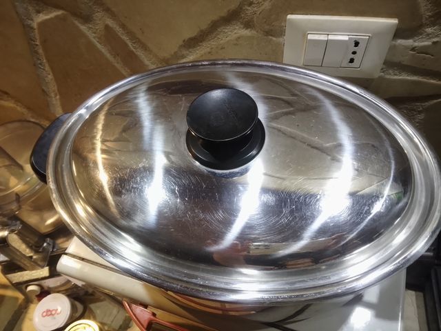 Pentola Lagostina ovale acciaio con griglia