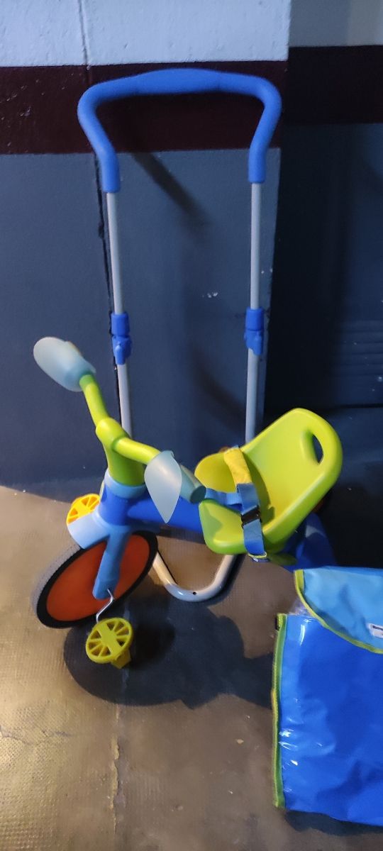 Triciclo Imaginarium con capota