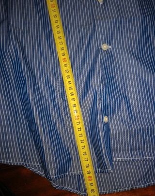 Camicia blu a righe