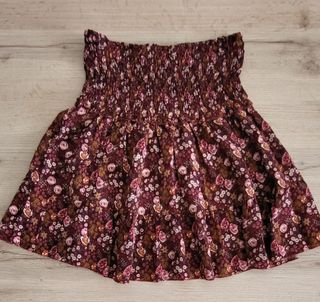 Falda floral marrón