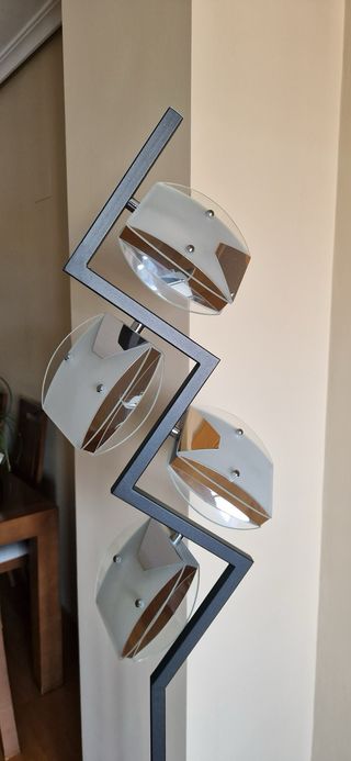 Lámpara pie diseño 4 luces