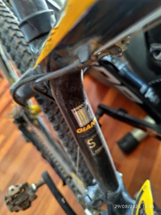 Bicicleta Giant XTC - MTB CARBONO