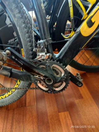 Bicicleta Giant XTC - MTB CARBONO