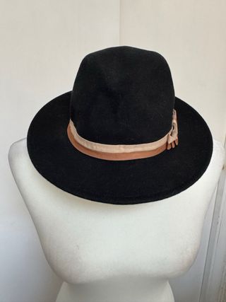 Gorro mujer negro y marrón