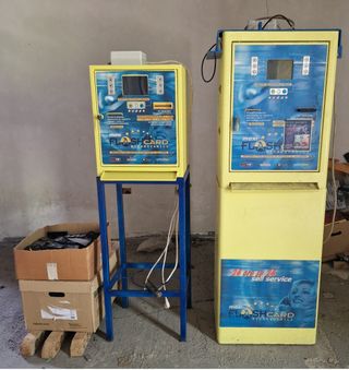 Flashcard: 2 distributori ricariche