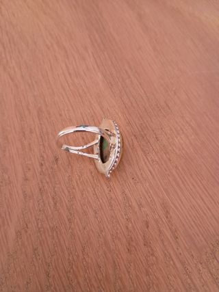 Anillo plata , con preciosa Turquesa tibetana oval