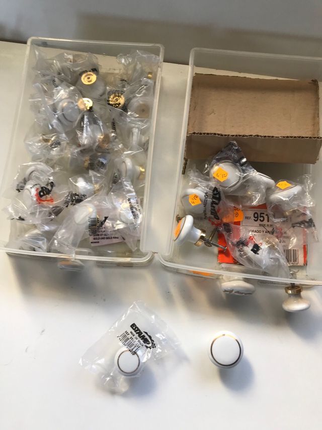 Pomos de Porcelana y dorado