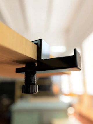 Soporte auriculares negro
