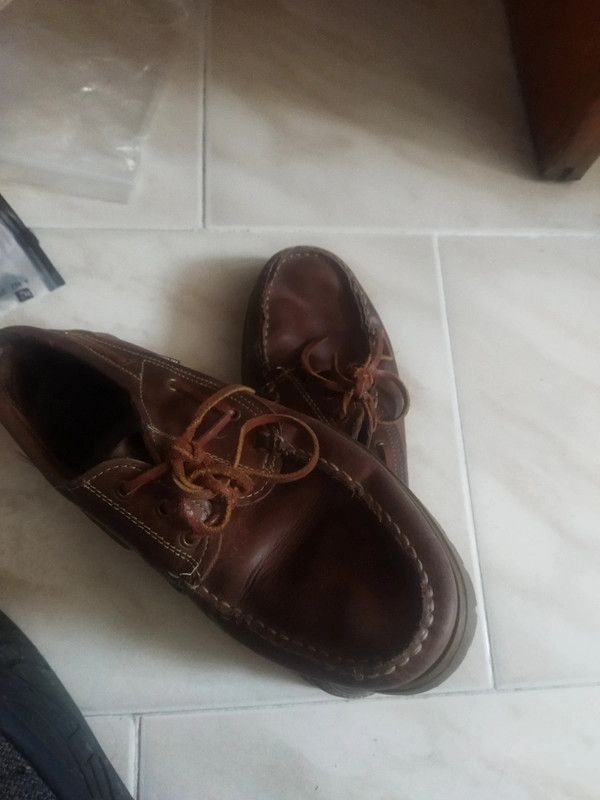Zapatos náuticos marrones