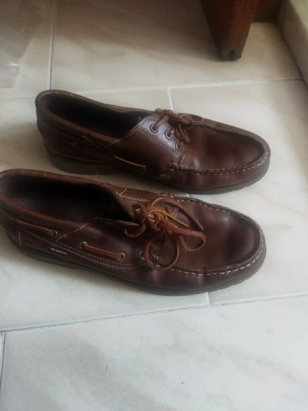 Zapatos náuticos marrones