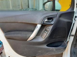 Citroen 8274218 96766518xt sistema audio radio c3