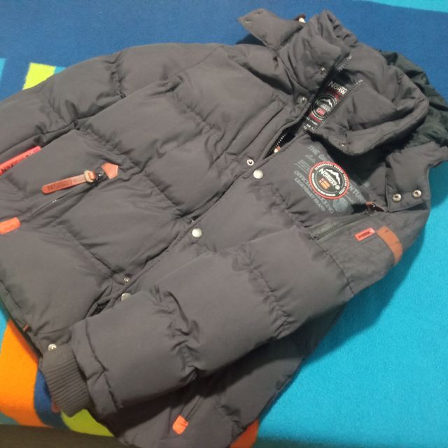 Geographical Norway marrón hombre