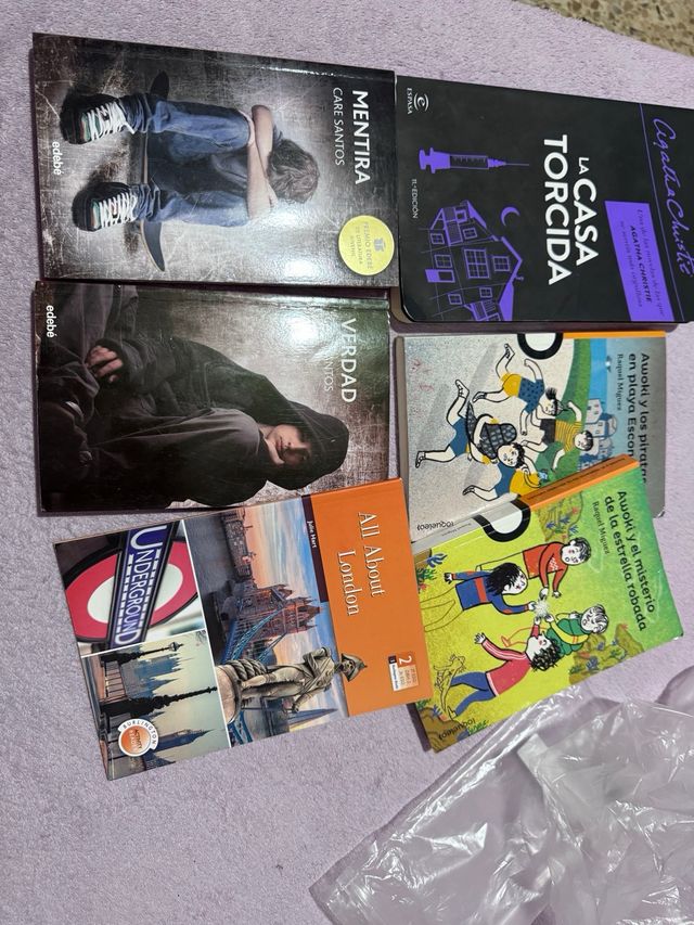 Conjunto 6 libros COMO NUEVOS 30€