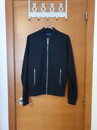 Chaqueta ligera y elegante Zara Man negra XS