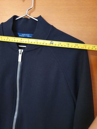 Chaqueta ligera y elegante Zara Man negra XS