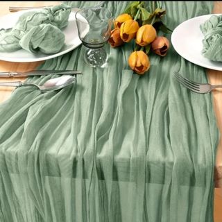 Elegante runner da tavola verde - 2€/pz