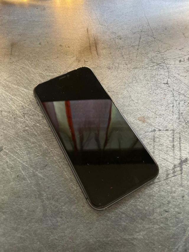 iPhone 11 Preto - 128GB
