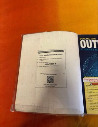 Libro 2° Bach. Inglés.
Burlington book. Outlook 2.