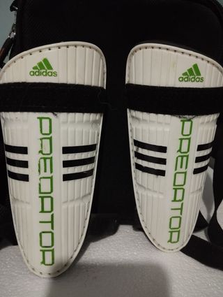 Espinilleras Adidas Predator Jr.