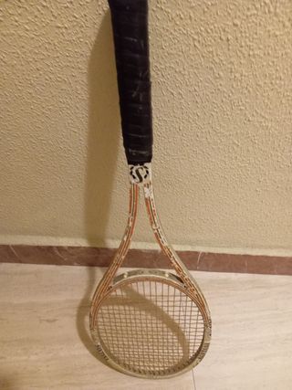 Raqueta Tenis Antigua