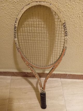Raqueta Tenis Antigua