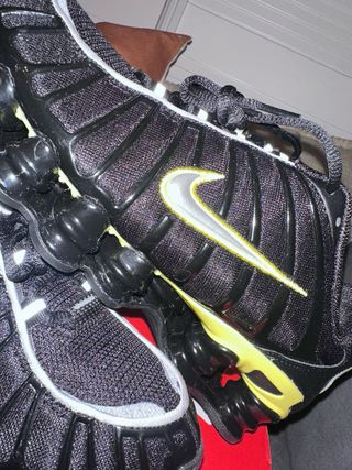 Nike Shox TL negras y amarillas