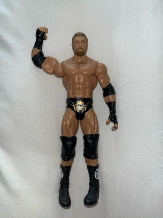 3 figuras WWE: Kane, Brock Lesnar, Triple H