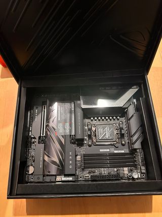 Placa base ASUS ROG Crosshair X870E