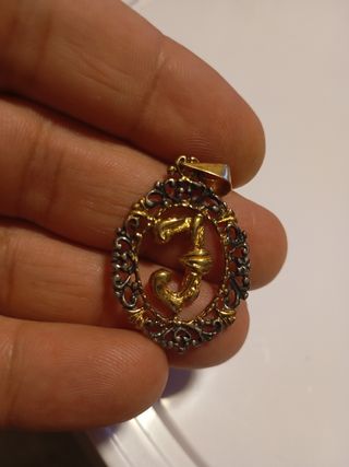 Colgante Letra J - Dorado y Plata