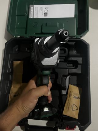 Remachadora inalámbrica Parkside 20V
