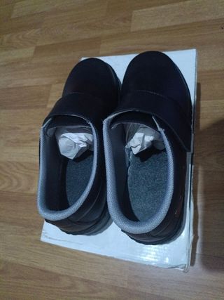 Zapatos trabajo negros Talla 37