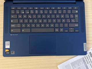 Portátil Lenovo IdeaPad Slim 3 Chromebook Nuevo