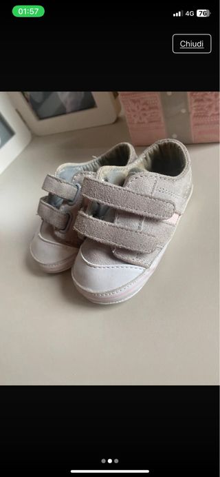 Scarpine neonata Benetton n.19