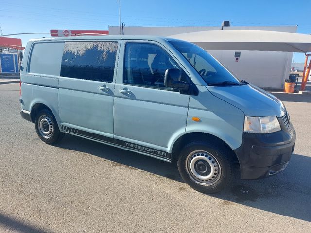 Volkswagen Transporter T5 2004