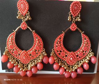 Pendientes flamenca coral y dorado