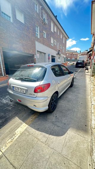 Peugeot 206 2004