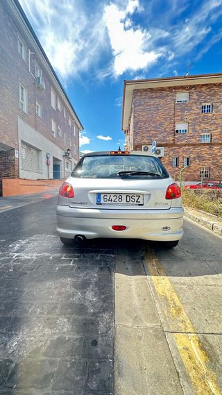 Peugeot 206 2004