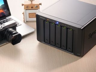 Synology 1515 NAS (5 bahías) + 5 discos WD Red 4T