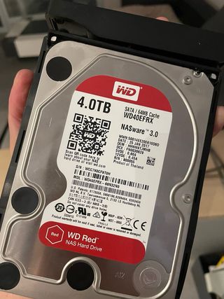 Synology 1515 NAS (5 bahías) + 5 discos WD Red 4T