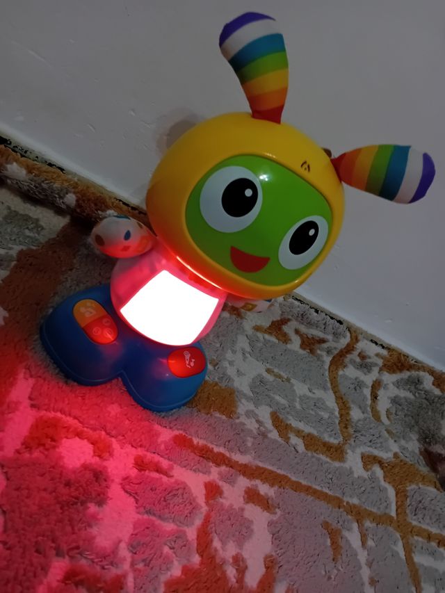 Muñeco robot Fisher-Price Mi Amiga Beba (español)